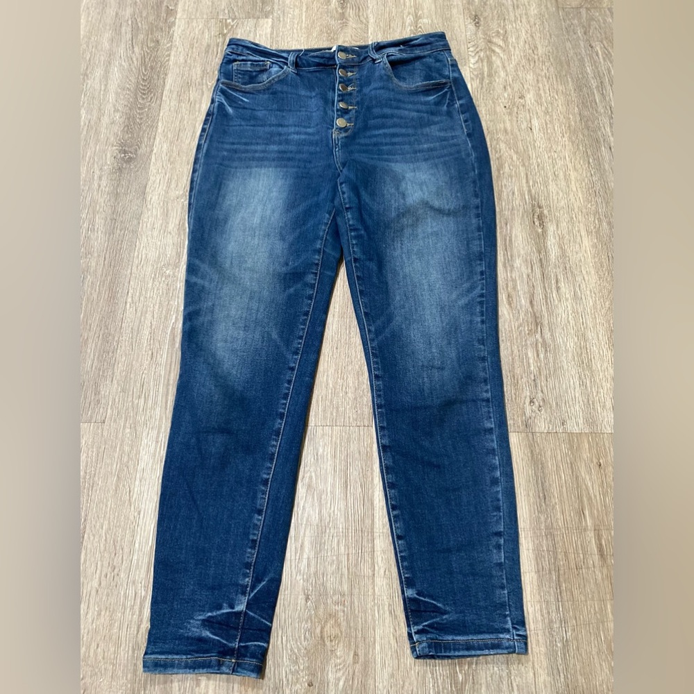 KanCan Kurvy Ultra High Rise Skinny size 29